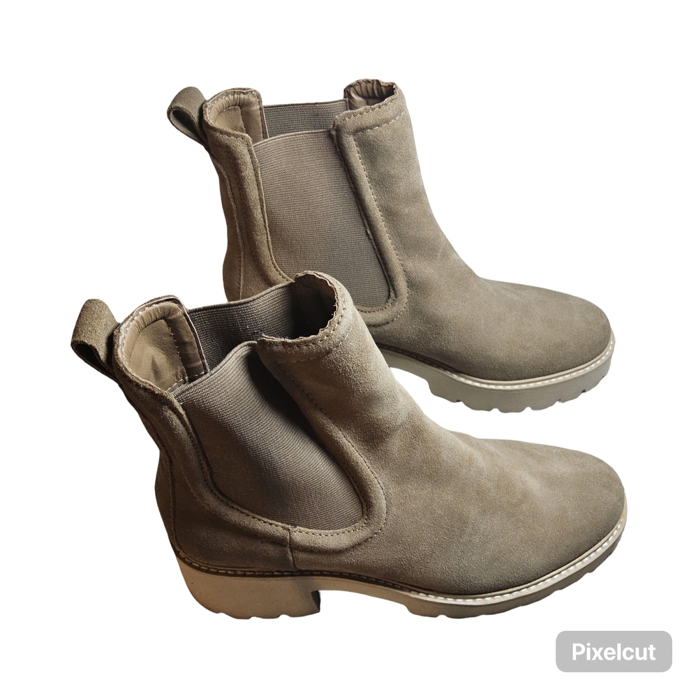 NWOT Size 7.5 Dolce Vita Hawk H2O Mushroom Suede Booties - Picture 7 of 9